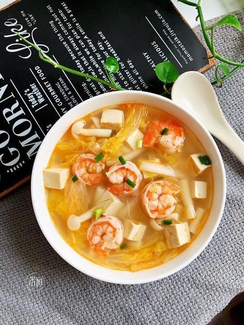  大鱼大肉|天气炎热，多给家人喝这碗汤，低脂高蛋白营养好，赛过大鱼大肉