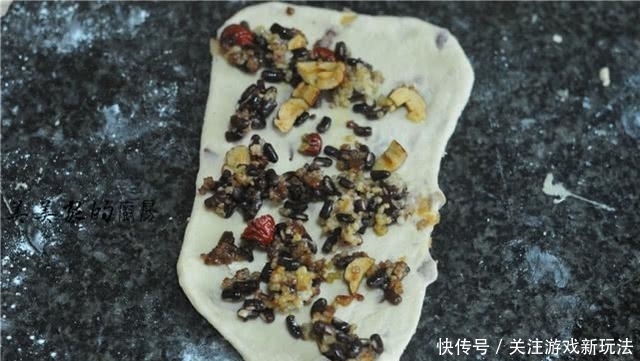 适合|比肉包子还好吃的三红卷,柔软香甜,补血暖胃,最适合天冷吃