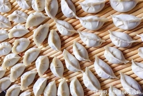  猪肉|黑猪肉卷心菜水饺