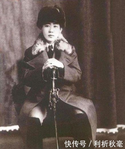 本人|美女特务川岛芳子死刑现场, 头壳被枪爆了个大洞