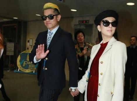  网红|55岁郭富城带娇妻逛街，同框看不出年龄差，方媛从网红蜕变成贵妇