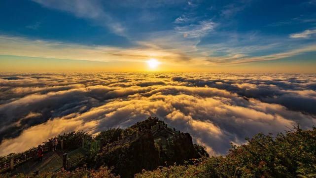  去一趟|避暑王者峨眉山，是时候去一趟了！