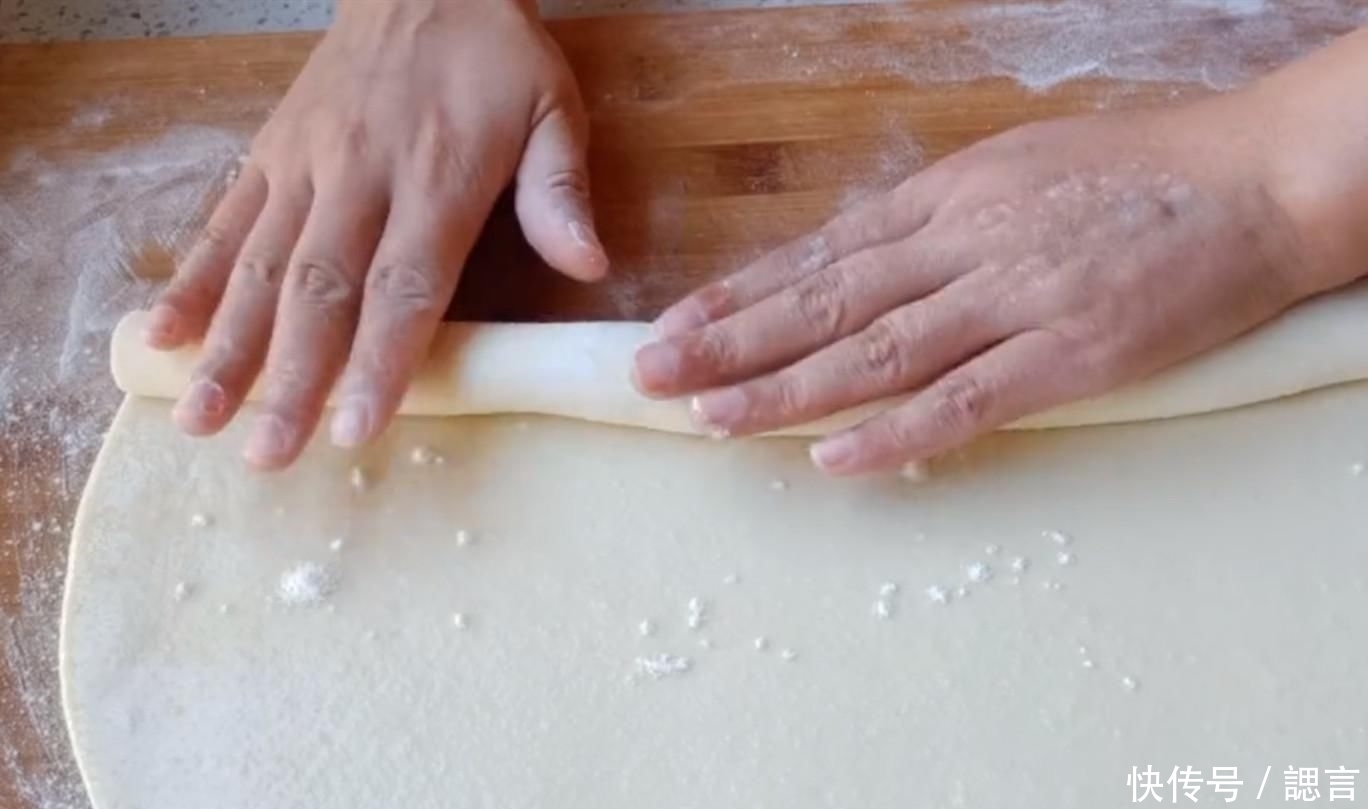  层次的一|不用烤箱教你做孩子爱吃的奶香发面饼干,松软香甜,放凉了也不硬...