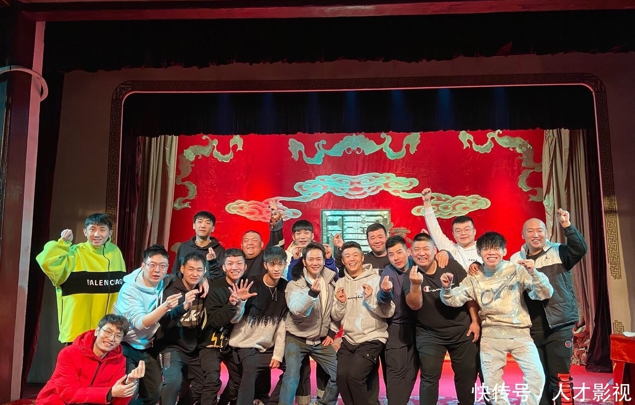  小剧场|德云社栾云平直播，头九群口，七队人员调整等问题一一解答