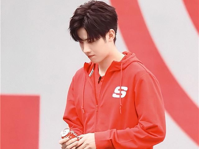  任豪|《超新星运动会》排名，周震南与希林小组第一，赵粤任豪默契满分