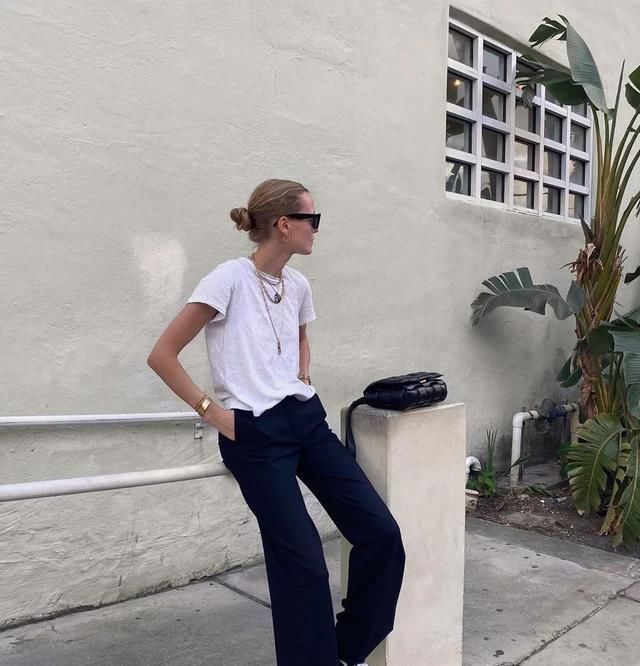  女裤|今夏流行穿“渣女裤”！百搭又好穿，小粗腿女生救星