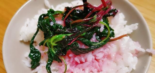 营养|这道菜夏天才有,农村老人称它为“长寿菜”,才3元1把,太便宜了