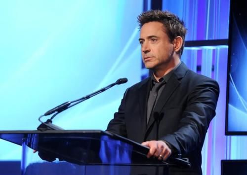  人民币|离开“钢铁侠”的小罗伯特·唐尼，第一部电影就彻底扑街？