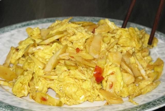  虾仁|美食推荐：蒜泥蔬菜卷，虾仁白菜，豉香海鲈鱼，野山笋煎鸡蛋