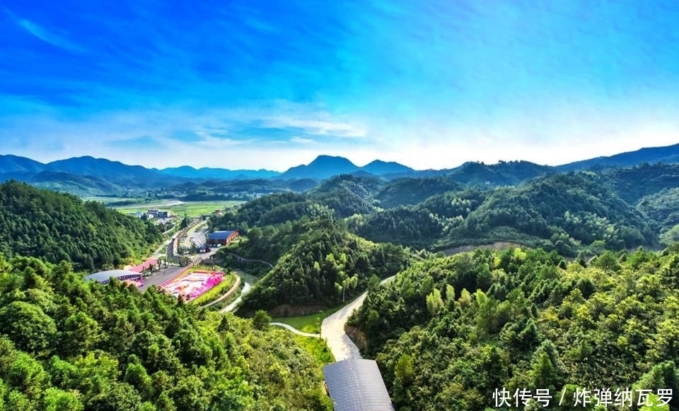  青山|青山环绕，清池密布，空气清新