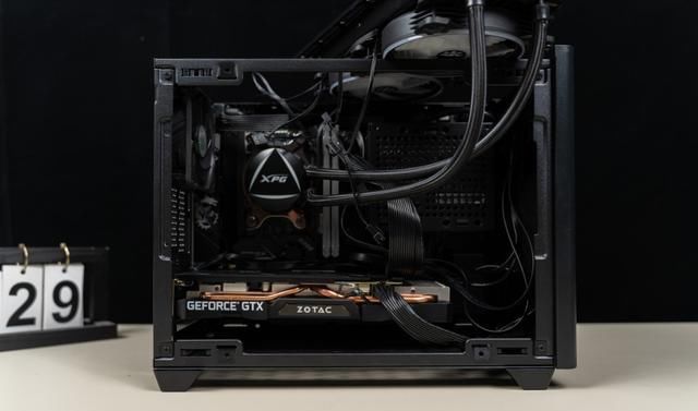  酷冷|设计精致，用料厚道、酷冷至尊NR200(魔方200)迷你机箱 评测