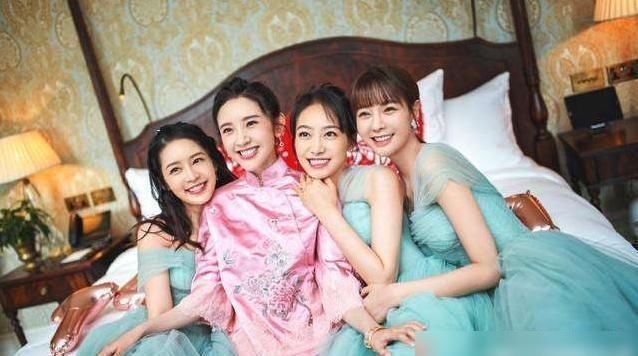  更新|在牵手并引起热议后，张若昀李沁首次更新动态，唐艺昕沉默