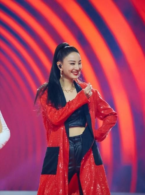  投票|姐姐二公观众喜欢度排名：前三名稳如泰山，孟佳倒数第一引争议