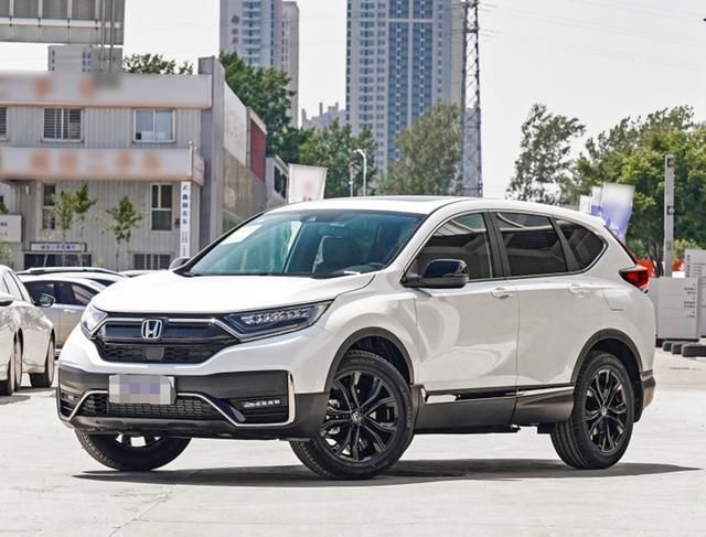  现场|本田追尾凯迪拉克XT6，看到现场之后，谁是“纸糊车”一目了然