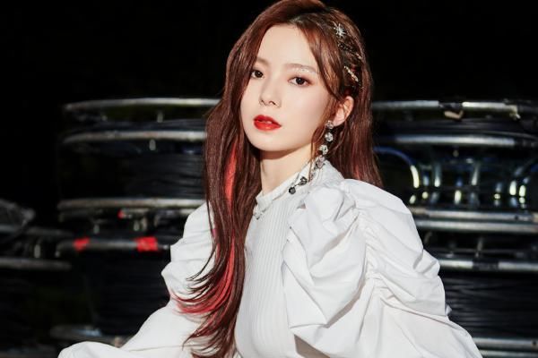  硬糖少女303|硬糖少女给《明日之子》帮唱，陈卓璇成气氛担当，张艺凡成表情包大户