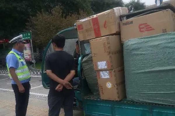 四轮车|文明之忻丨忻州主城区严禁无牌三、四轮车通行，发现一辆查扣一辆