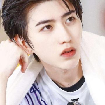  感谢|跑男杀青嘉宾发文感谢节目组，唯独蔡徐坤不一样，内容只有粉丝懂