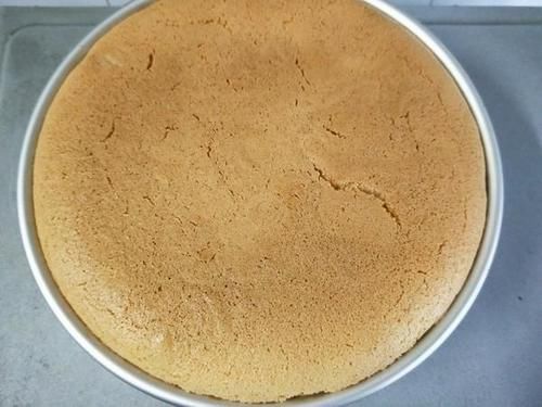  宝宝|在家就能做的蛋糕，营养丰富口感好，宝宝吃了还能益智健脑