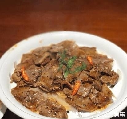 吃完饭|相亲时请女方吃晚餐，礼貌的让她点菜，吃完饭后的账单让我蒙圈了