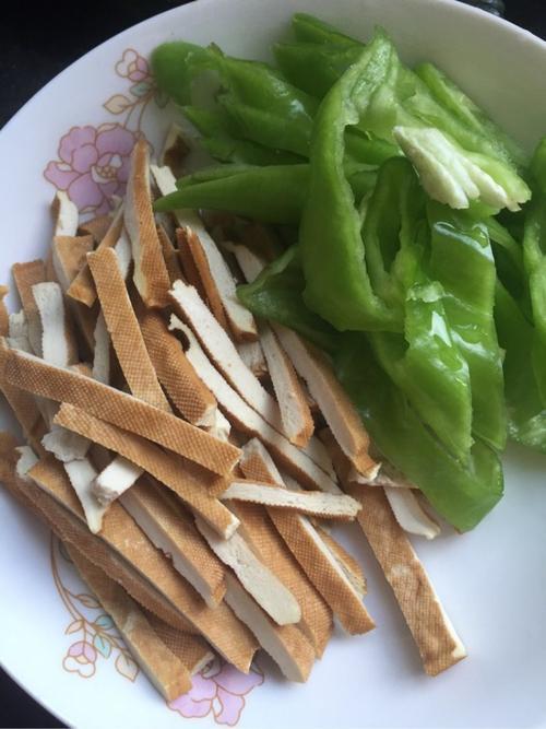 家常|一道开胃下饭的家常好菜,简单易学,经济实惠!