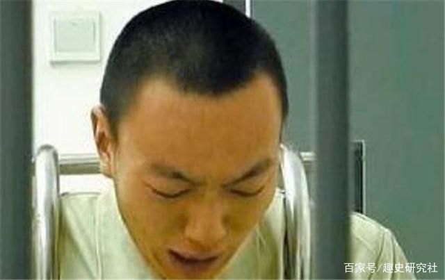 回到|“我爸是李刚”李启铭，重新回到社会，家人不认企业不要