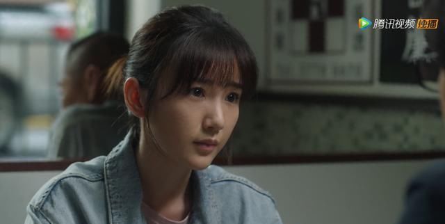  亲眼目睹|让人心疼的毛晓彤：被亲父索要5000万，亲眼目睹男友出轨