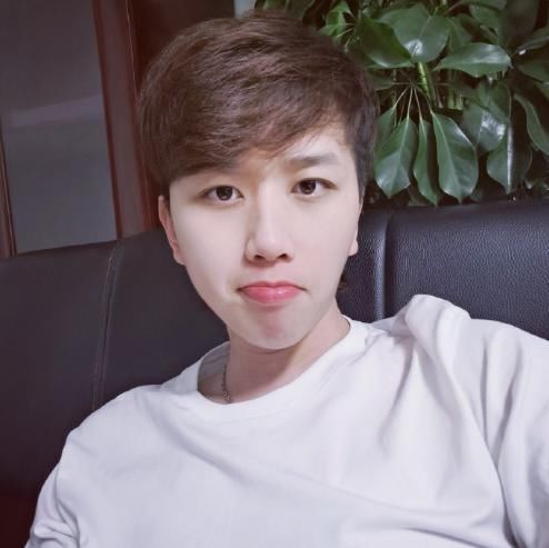  真香|《变形计》中“真香男孩”，6年前脾气火爆不懂事，如今成熟稳重