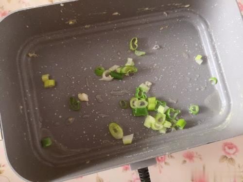 诱人|它有着诱人的颜色,有着酸甜的味道,做法简单开胃,米饭的好搭档