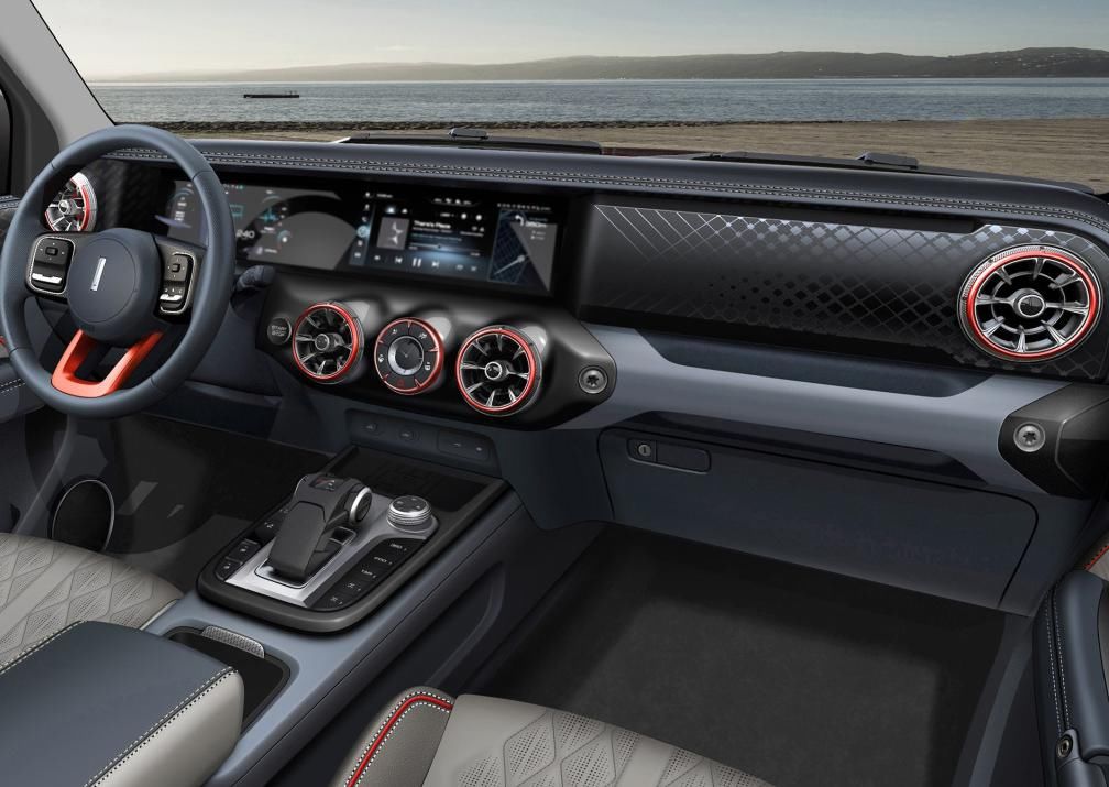  越野|魏建军拿出“越野战神”！配奔驰内饰，四驱+非承载，2.0T爆245马力