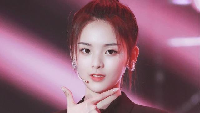  强大|杨超越的迷糊承包了一天的笑点，网友感慨师姐师弟的缘分强大！