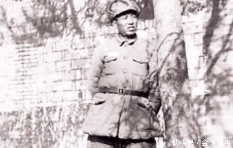 生活|放牛娃骗母亲去学艺,背地却偷偷入伍,成司令后回村被母亲揍