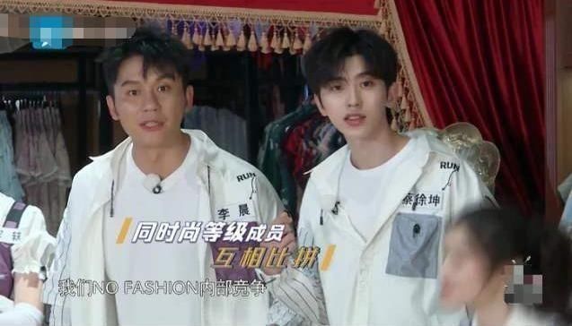  杀青|《奔跑吧》收官在即，这两人可能下一季不会再来，杀青照说明一切