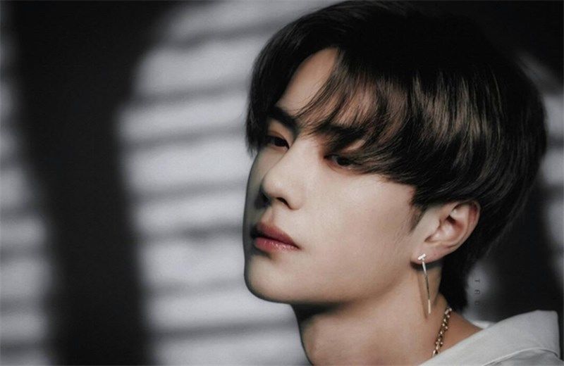  王一博|王一博再次参加综艺录制，一段舞蹈成功获得关注，前途大好