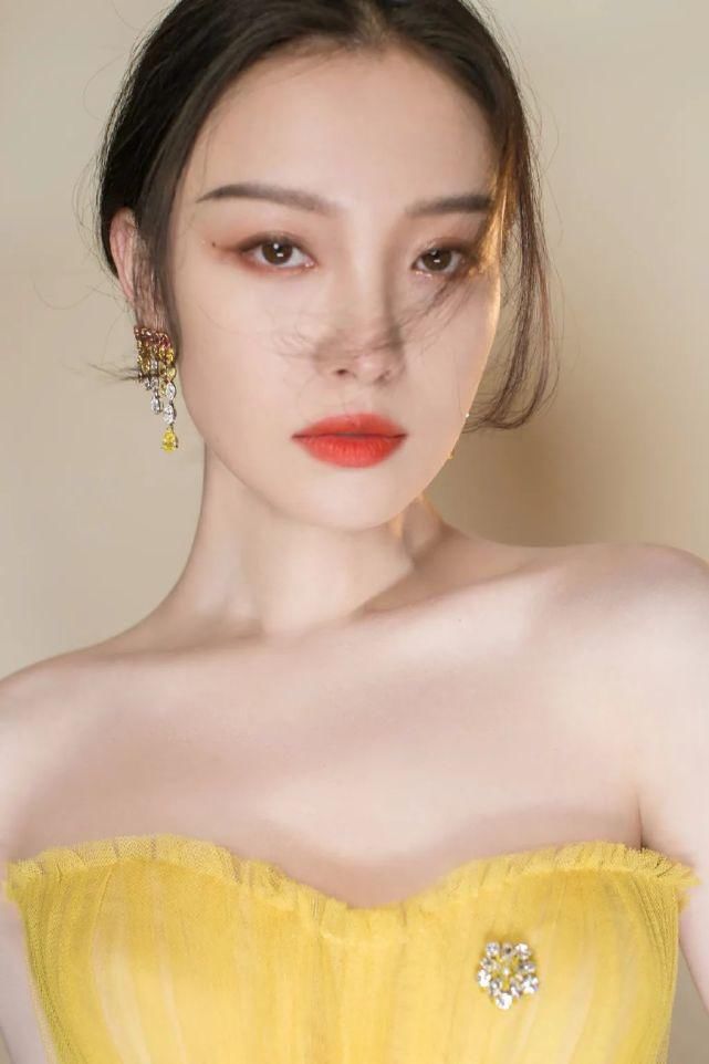  倪妮|榜妹热线 | 蔡徐坤行程、李沁《狼殿下》、倪妮杀青后、张彬彬安排、姚弛商务