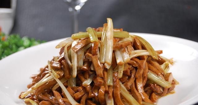  入碗中备用|夏季必备的几道家常菜, 好吃易做, 家人有口福了