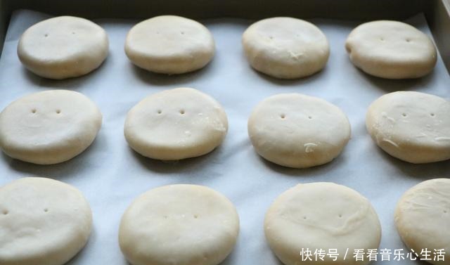 绿豆|传统美食又有新高度,酥脆可口,吃一次就忘不了,解馋还管饱呢