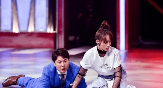  综艺节目|都是在《欢乐喜剧人》拿冠军，其他人都越来越红，他却被人遗忘！