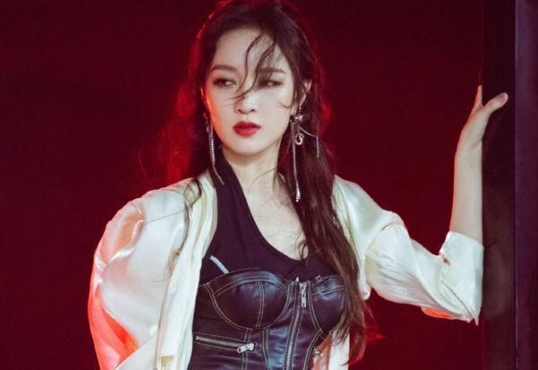  公布|《乘风破浪的姐姐》第三次公演分组公布，四个五人组，你期待谁？