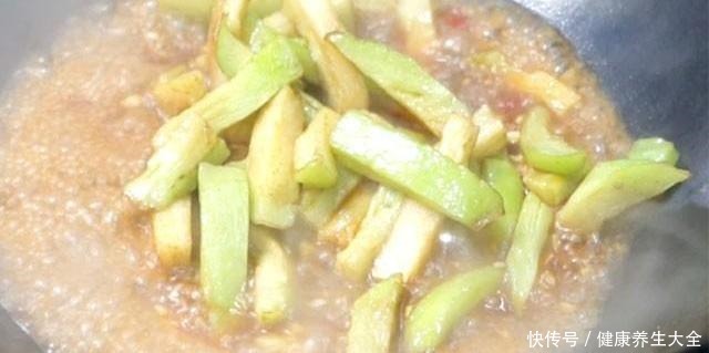 鱼香茄子|鱼香茄子,很多人都喜欢的一道菜,做法简单味道好,值得一试