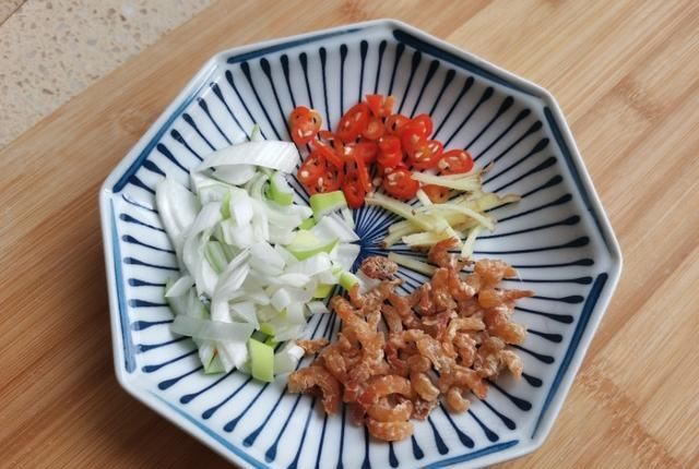 作用|秋吃萝卜赛人参,这做法一定要试试,简单一焖出锅比肉还香