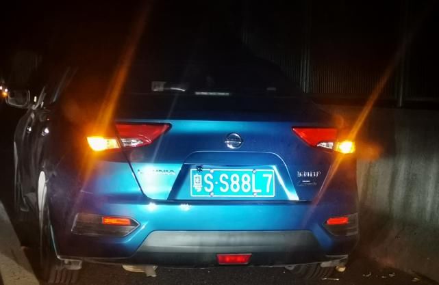 李先生|男子返乡途中堵在高速,一口气拍361张照片举报!交警出手了……