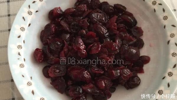  女儿|一把糯米, 一碗清水, 做出的糕点消食又解腻, 女儿一吃就爱上了