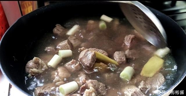 氨基酸|入秋后,吃鸡鸭鱼肉不如吃它,45元一斤有点贵,健脑强筋骨!