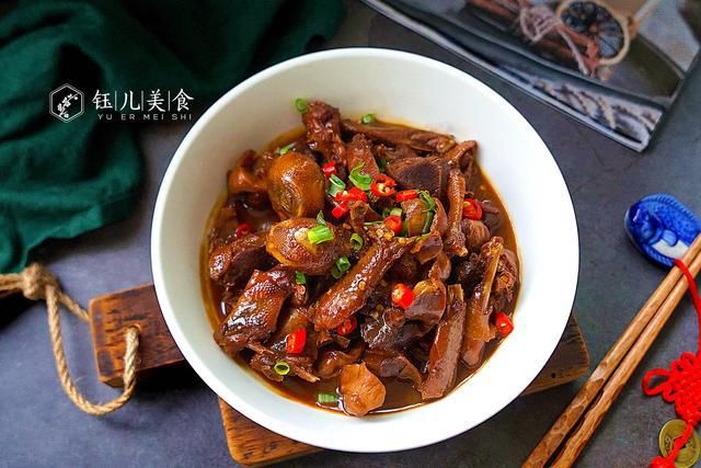  高考|花了80块钱买两只鸽子，给高考的闺女做了这菜，营养美味又解馋