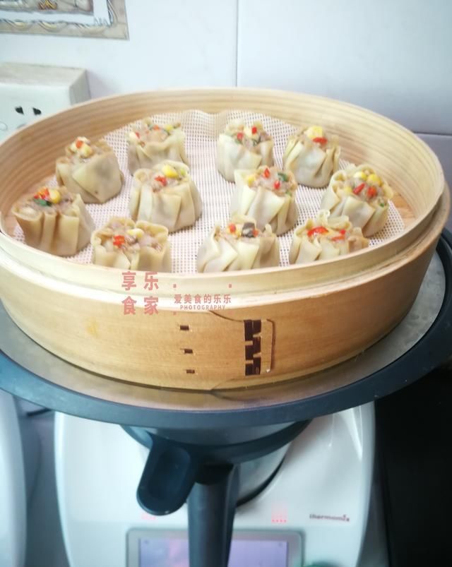  好吃|比包子饺子都容易做的烧麦，好吃好看全家抢着吃