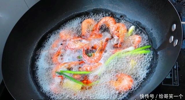 高端|大厨将梳子蟹、斑节虾两种高端食材用最朴素烹饪方式烹制出的美味