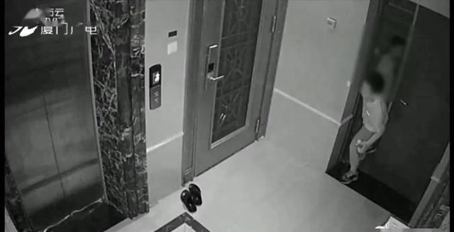  白衣女|掐脖、扇耳光！厦门一男孩电梯里被暴打！原因竟然是…