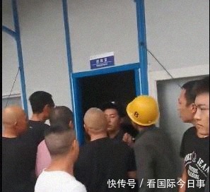 连连|成都一农民工被拖进“小黑屋”毒打:关窗堵门惨叫连连,出来浑身是血