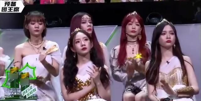  粉丝|SNH48告别《炙热》舞台，吴宣仪噘嘴看似有点失落，粉丝也有话说