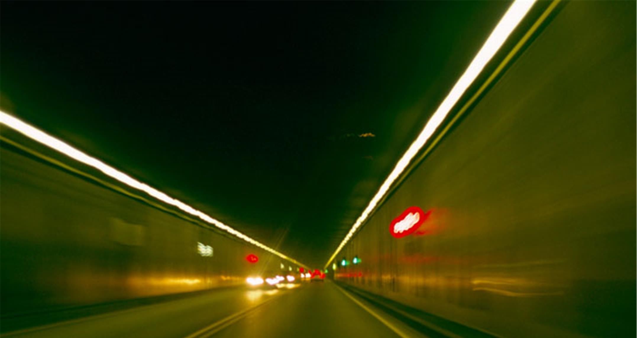 发现自己|SCP-406梦游者隧道,当你醒来的时候,发现自己在一个废弃隧道里